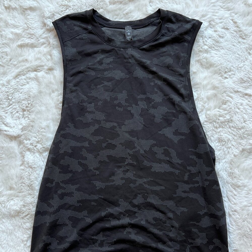 Lululemon Men's Metal Vent Tech Sleeveless 2.0 Size M | EUC